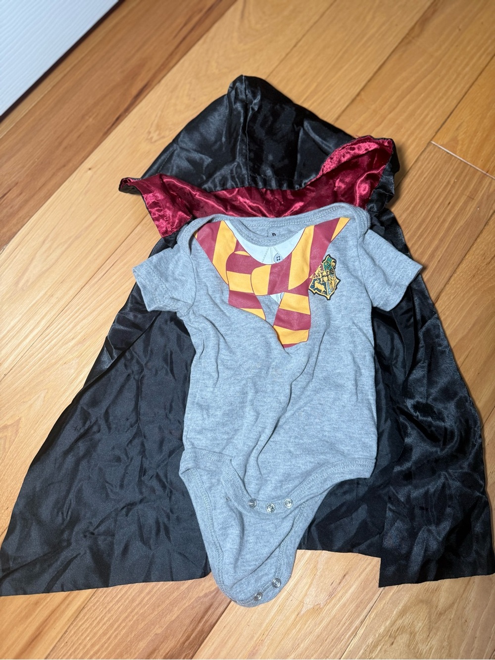 Warner Bros. Harry Potter Infant Romper with Black and Red Hood